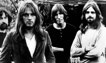 Los discos de Pink Floyd despertaron décadas de pasión por sus solos de guitarra, el bajo sublimilal y las letras propias de poemas surrealistas. Los discos de Pink Floyd despertaron décadas de pasión por sus solos de guitarra, el bajo sublimilal y las letras propias de poemas surrealistas.