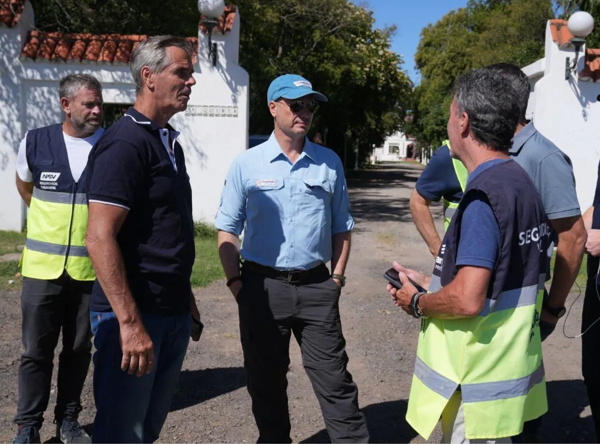 Tras un primer balance, el ministro de Obras P&uacute;blicas, Lisandro Enrico, remarc&oacute; que &ldquo;construir una ruta y no controlar el peso de los veh&iacute;culos que la transitan es como renovar una casa y dejar la gotera. El control de cargas no es un tr&aacute;mite burocr&aacute;tico: es la herramienta que protege cada peso que invierte el santafesino en infraestructura vial&rdquo;.