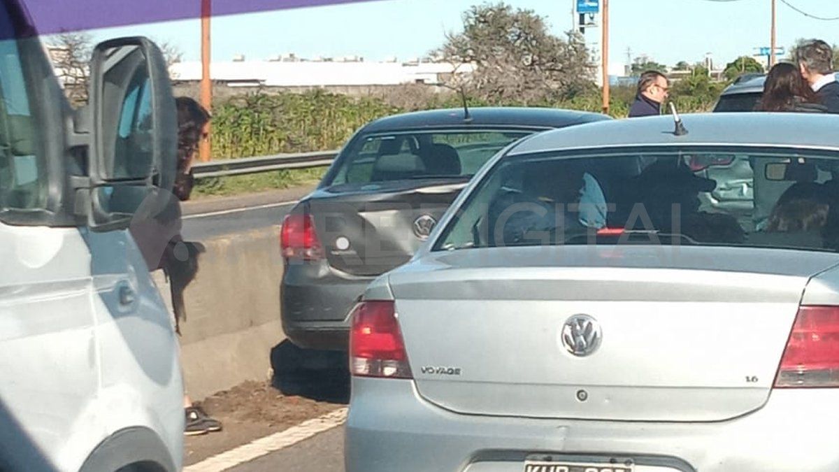 Las imágenes del accidente en cadena sobre la Ruta Nacional 168.