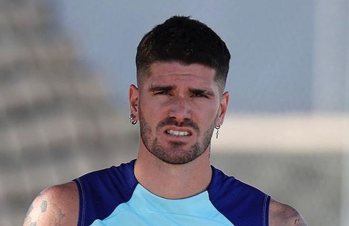 Rodrigo de Paul se habría perforado la ceja antes de la visita de Tini a Madrid.