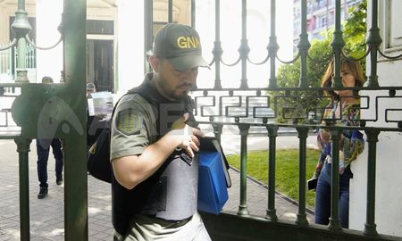 Allanamiento en el juzgado federal de Rosario, a cargo de Marcelo Bailaque. Allanamiento en el juzgado federal de Rosario, a cargo de Marcelo Bailaque.