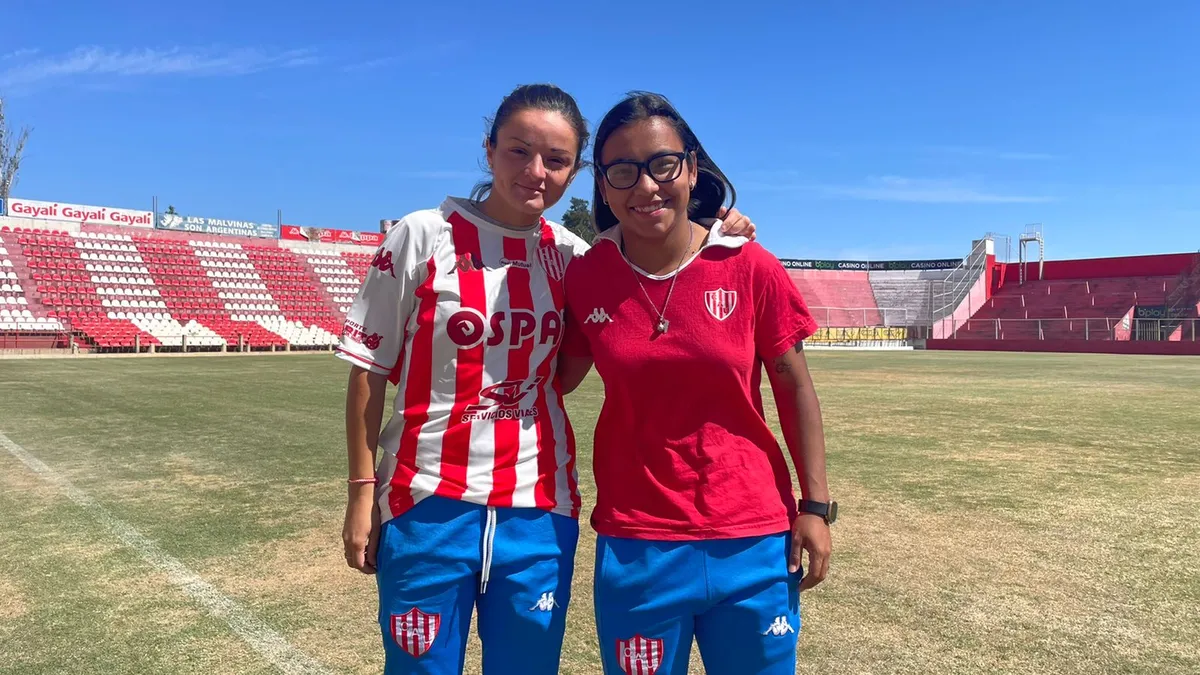 La felicidad de recibir la noticia de que las jugadoras de Unión competirían en AFA a partir de 2023. La felicidad de recibir la noticia de que las jugadoras de Unión competirían en AFA a partir de 2023.