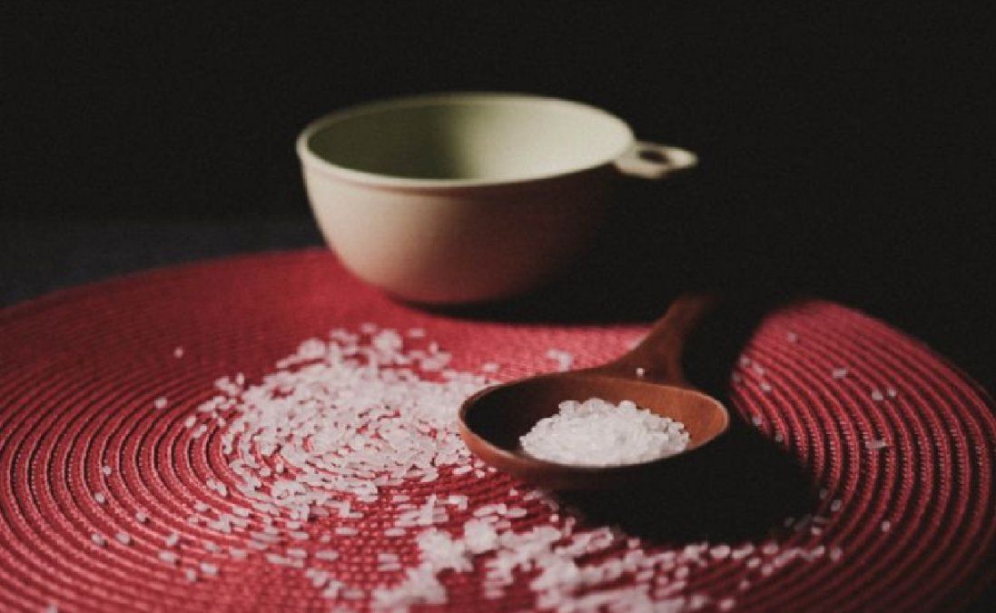 3 usos del agua de arroz que van a mejorar tu rutina de belleza y cabello