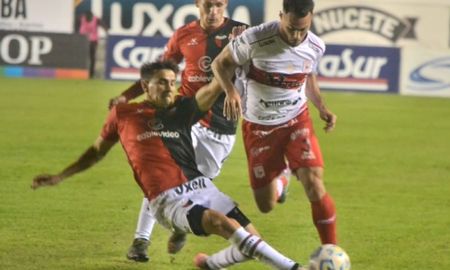 Colón, más de lo mismo: volvió a perder y se aleja del objetivo Colón, más de lo mismo: volvió a perder y se aleja del objetivo