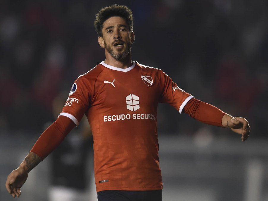 Hugo Moyano: No creo que Pablo Pérez siga en Independiente