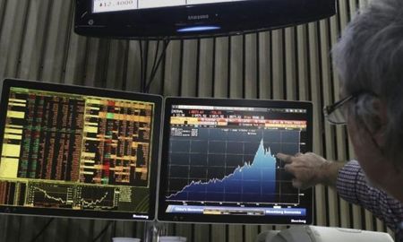 Wall Street ya operaba con fuertes ganancias después de que se confirmara que el demócrata Joe Biden obtuvo más votos que Donald Trump en las elecciones. Wall Street ya operaba con fuertes ganancias después de que se confirmara que el demócrata Joe Biden obtuvo más votos que Donald Trump en las elecciones.