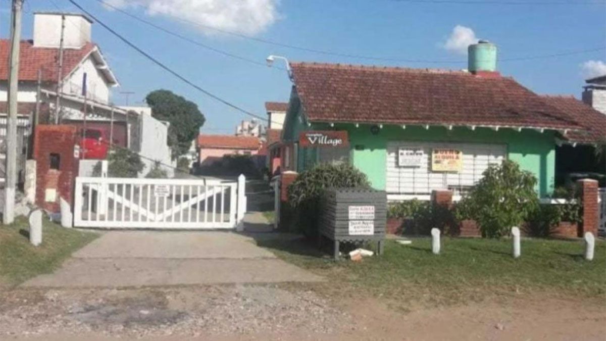 Estaban de vacaciones en Villa Gesell, el abuelo maniobró la camioneta y su nieta murió aplastada