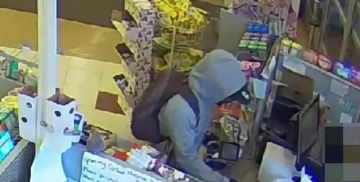 Entró a robar una farmacia y dejó una carta estremecedora