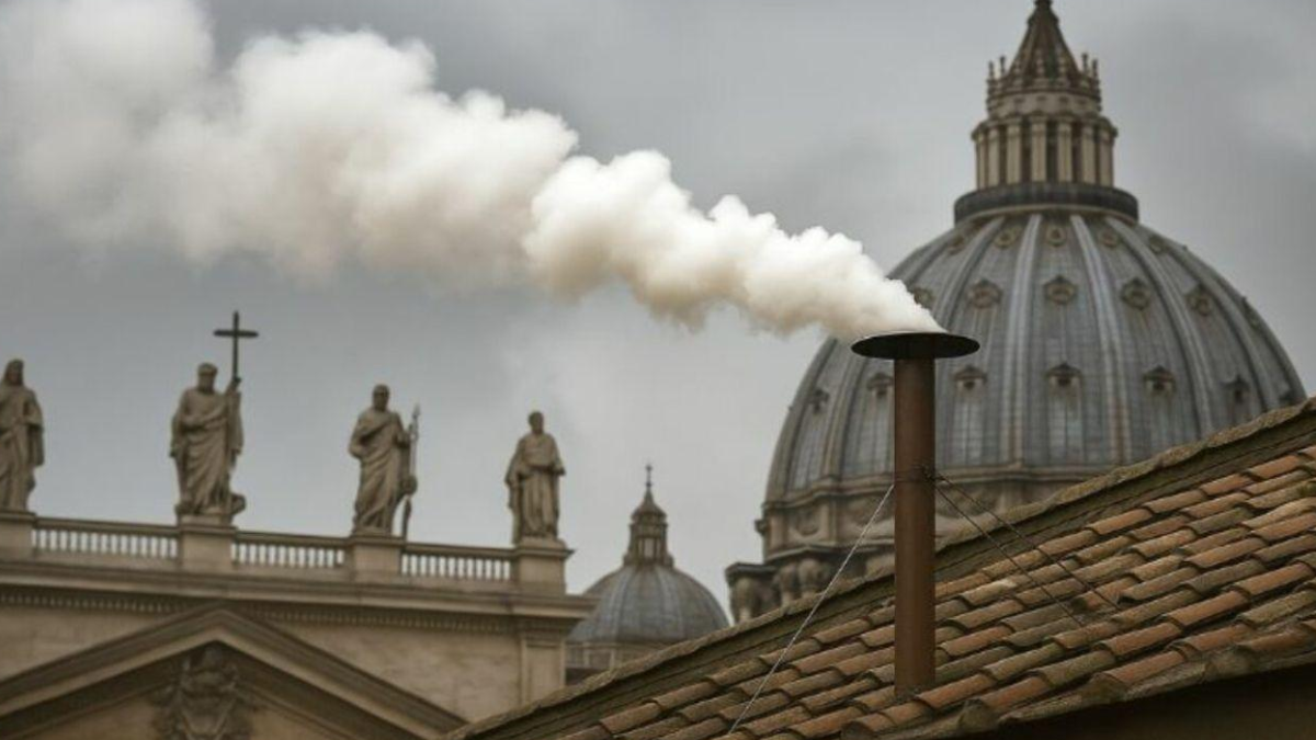 En el mediodía argentino fue elegido el sucesor del papa Francisco en el Vaticano.