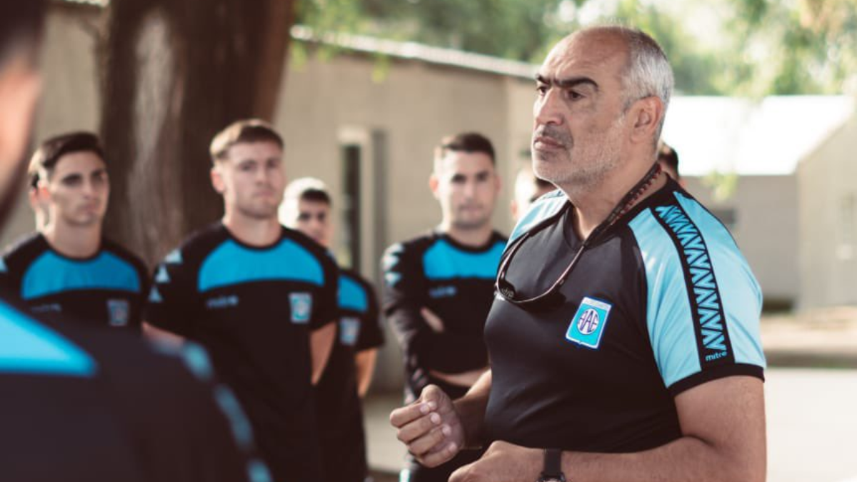 El Estudiantes de Iván Delfino sumó un ex River para ganar la Primera Nacional