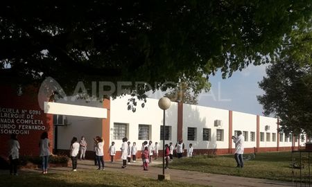 Los estudiantes del primer y séptimo grado de la escuela de La Brava comenzaron las clases presenciales el 19 de octubre. Los estudiantes del primer y séptimo grado de la escuela de La Brava comenzaron las clases presenciales el 19 de octubre.