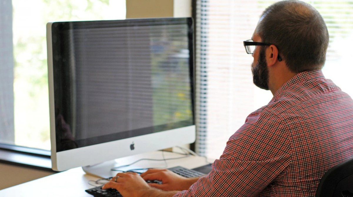 Un chico envió un currículum pero recibió un mail por error donde explicaban por qué no contratarlo