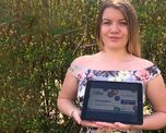 Harmony Dawes posa con su premio virtual (Foto: National Lottery) Harmony Dawes posa con su premio virtual (Foto: National Lottery)