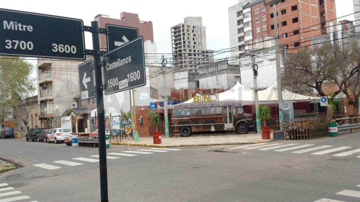 Bar Bondi: en 10 días vandalizaron y robaron tres veces el local gastronómico de Barrio Candioti.
