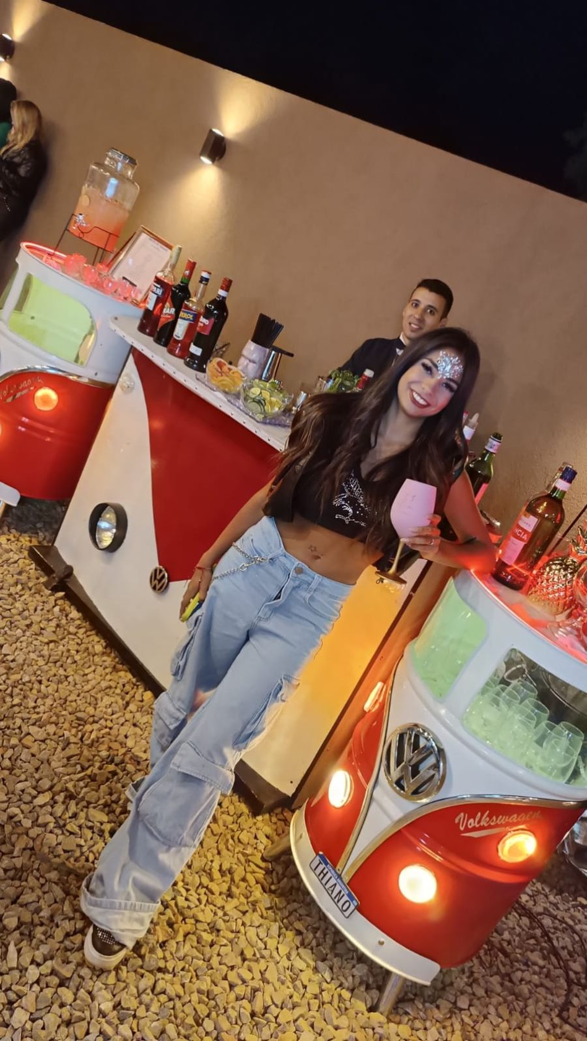 EL CUMPLEAÑOS SORPRESA DE DANIELA CELIS | CRÉDITOS: @BARRAMOVILTHIANO | PRODUCCIÓN: SOL MIRANDA