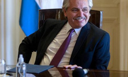 Alberto Fernández adelantó que la vacunación comenzará en el mismo momento en todas las provincias. Alberto Fernández adelantó que la vacunación comenzará en el mismo momento en todas las provincias.
