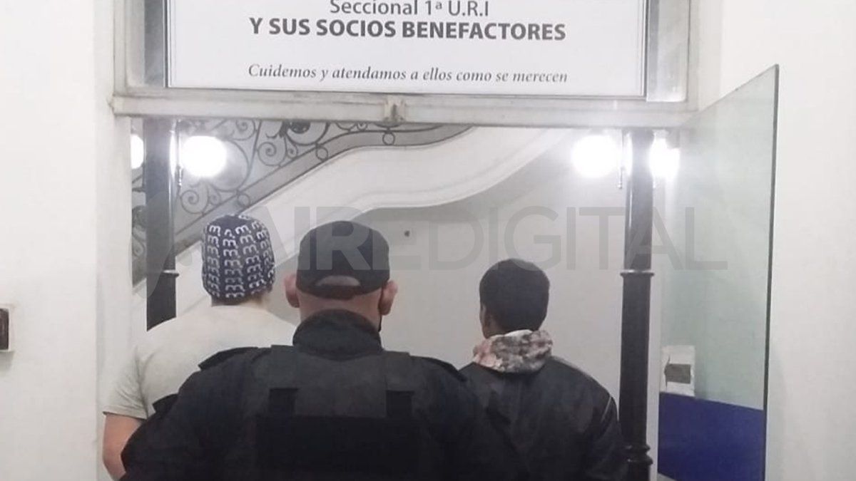 En pleno centro de la ciudad robaron en una verdulería y terminaron presos