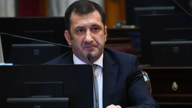 Edgardo Kueider está imputado por contrabando, al igual que su secretaria, por ingresar a Paraguay con una importante suma de dinero sin declarar.