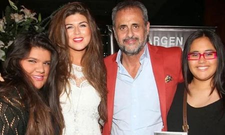 Jorge Rial y Loly Antoniale tuvieron un intenso romance tiempo atrás. Jorge Rial y Loly Antoniale tuvieron un intenso romance tiempo atrás.
