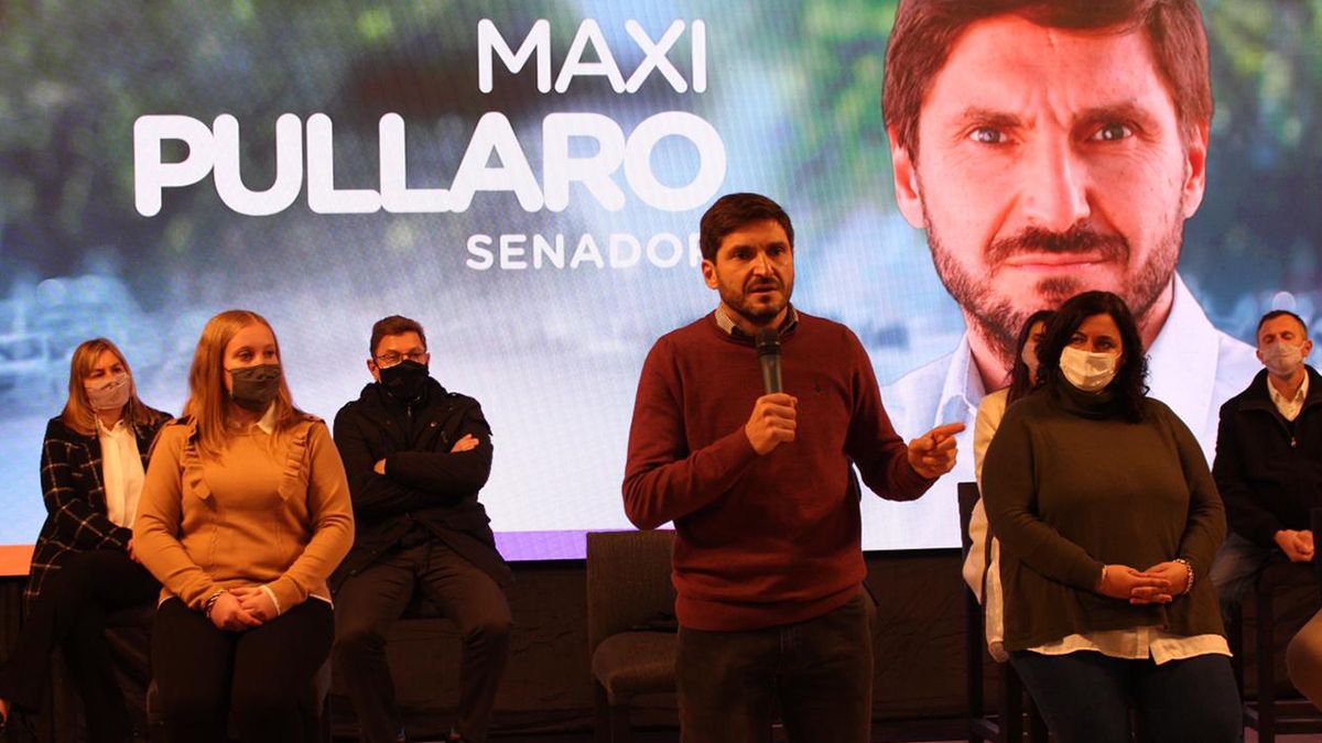 Maximiliano Pullaro encabezó el acto de presentación de lista.&nbsp;