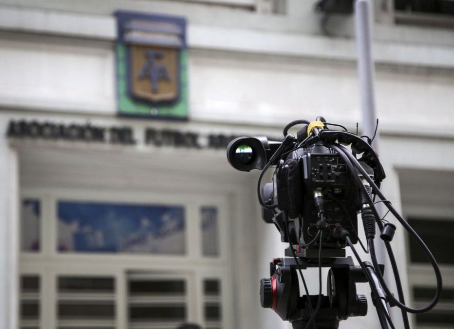 La Superliga se reunió y quedó a un paso la reanudación para el 24 de este mes