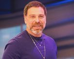 El presentador chileno se transformó en tendencia tras brindar un fuerte mensaje de apoyo al pueblo argentino. El presentador chileno se transformó en tendencia tras brindar un fuerte mensaje de apoyo al pueblo argentino.
