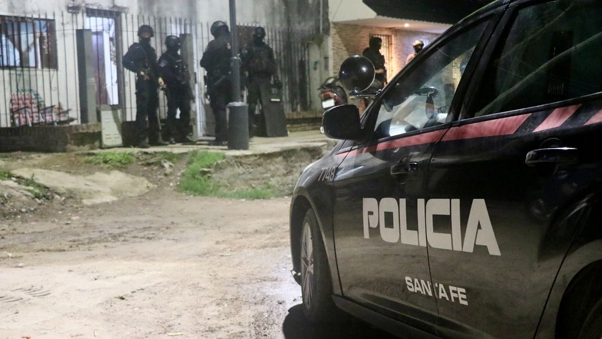 PDI en uno de los domicilios investigados en la causa judicial.