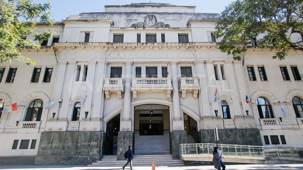 Revisan la sentencia de un hombre condenado por abusar de uno de sus hijos