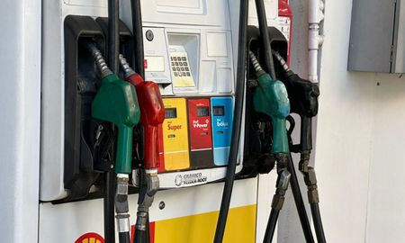 Los expendedores aseguran que recién habrá bajas cuando el barril se estabilice por debajo de los 85 dólares. Los expendedores aseguran que recién habrá bajas cuando el barril se estabilice por debajo de los 85 dólares.