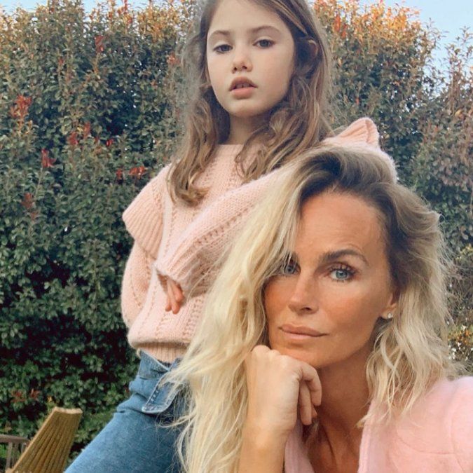 Sabrina Rojas desmintió que Esperanza haya debutado como "modelo profesional".