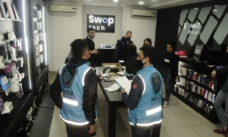 Realizaron múltiples allanamientos por supuesto contrabando de celulares Realizaron múltiples allanamientos por supuesto contrabando de celulares