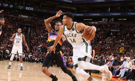 Milwaukee Bucks y Phoenix Suns se vuelven a enfrentar este martes por la finales de la NBA. Milwaukee Bucks y Phoenix Suns se vuelven a enfrentar este martes por la finales de la NBA.