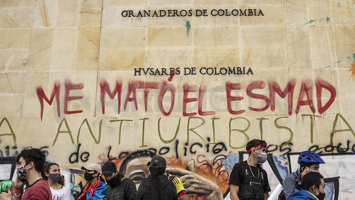 La protesta se trasladó a los principales monumentos de la capital colombiana.