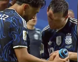 La encontró el masajista Marcelo “Daddy” D’Andrea y se la mostró a los jugadores. Los disparos en una hipotética definición por penales, según Jordan Pickford La encontró el masajista Marcelo “Daddy” D’Andrea y se la mostró a los jugadores. Los disparos en una hipotética definición por penales, según Jordan Pickford