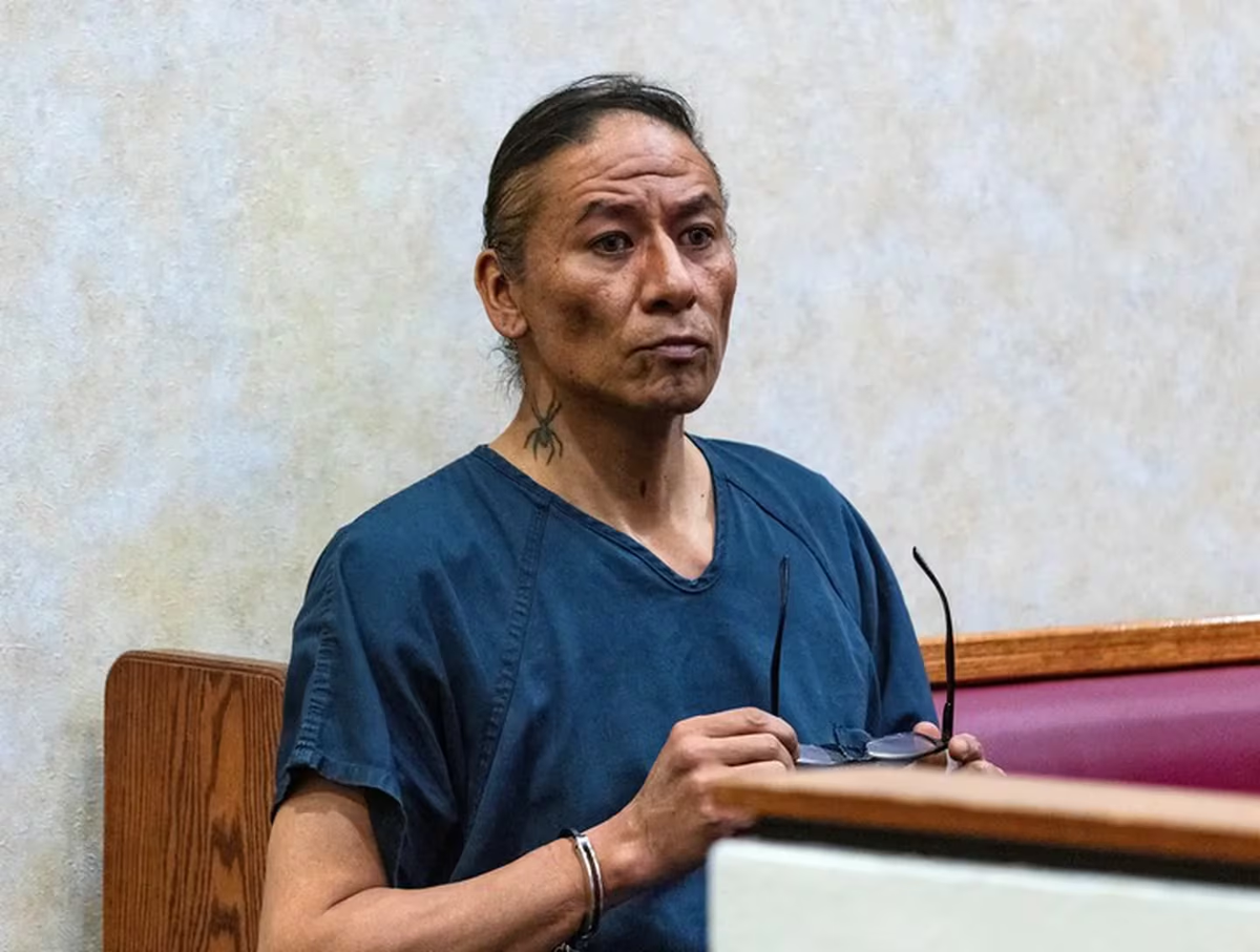 Nathan Chasing Horse en la corte de Nevada. Nathan Chasing Horse en la corte de Nevada.