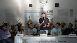 “Es una inversión que se va a retroalimentar y que le va a permitir a hoteleros, comerciantes y gastronómicos tener semanas de mucho trabajo”, anticipó el gobernador Pullaro, acompañado por el intendente Leonardo Viotti y funcionarios provinciales.