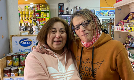 andrea y alejandra, las almaceneras que hace 31 anos comparten sus vidas andrea y alejandra, las almaceneras que hace 31 anos comparten sus vidas