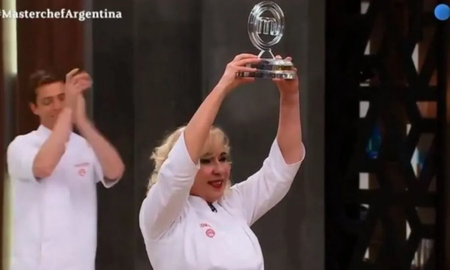 En las últimas horas y luego de que Gastón Dalmau alzara el trofeo de MasterChef, se viralizó un fragmento del programa que había sido grabado como alternativa. En las últimas horas y luego de que Gastón Dalmau alzara el trofeo de MasterChef, se viralizó un fragmento del programa que había sido grabado como alternativa.