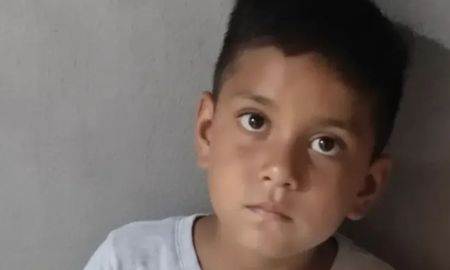 Un niño de ocho años fue asesinado en medio de una pelea entre bandas en la provincia de San Juan. Un niño de ocho años fue asesinado en medio de una pelea entre bandas en la provincia de San Juan.