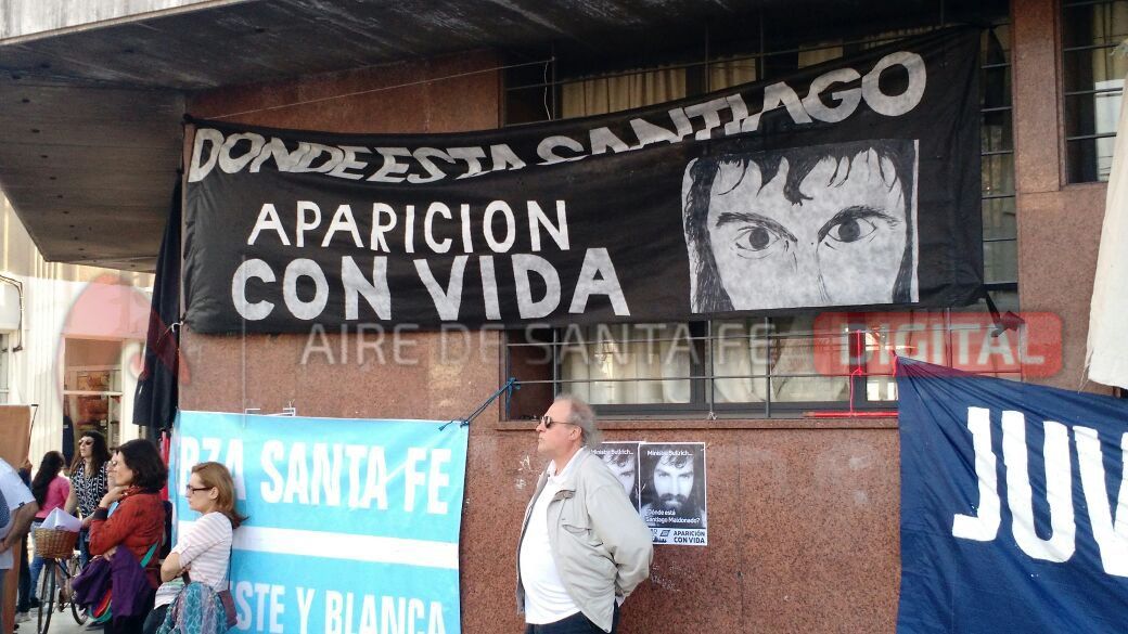 Santa Fe marchó por Santiago Maldonado