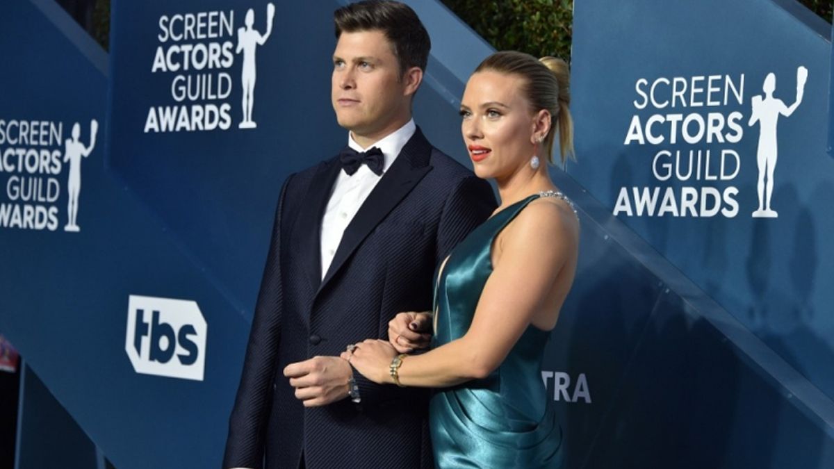 Scarlett Johansson y Colin Jost