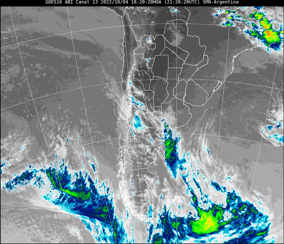 En la imagen satelital se observa que nuestra provincia continúa con poca nubosidad. Sin embargo, se observa abundante nubosidad en Cuyo, La Pampa y oeste de Buenos Aires.
