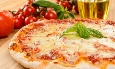 Cómo hacer pizza italiana: receta fácil y deliciosa Cómo hacer pizza italiana: receta fácil y deliciosa