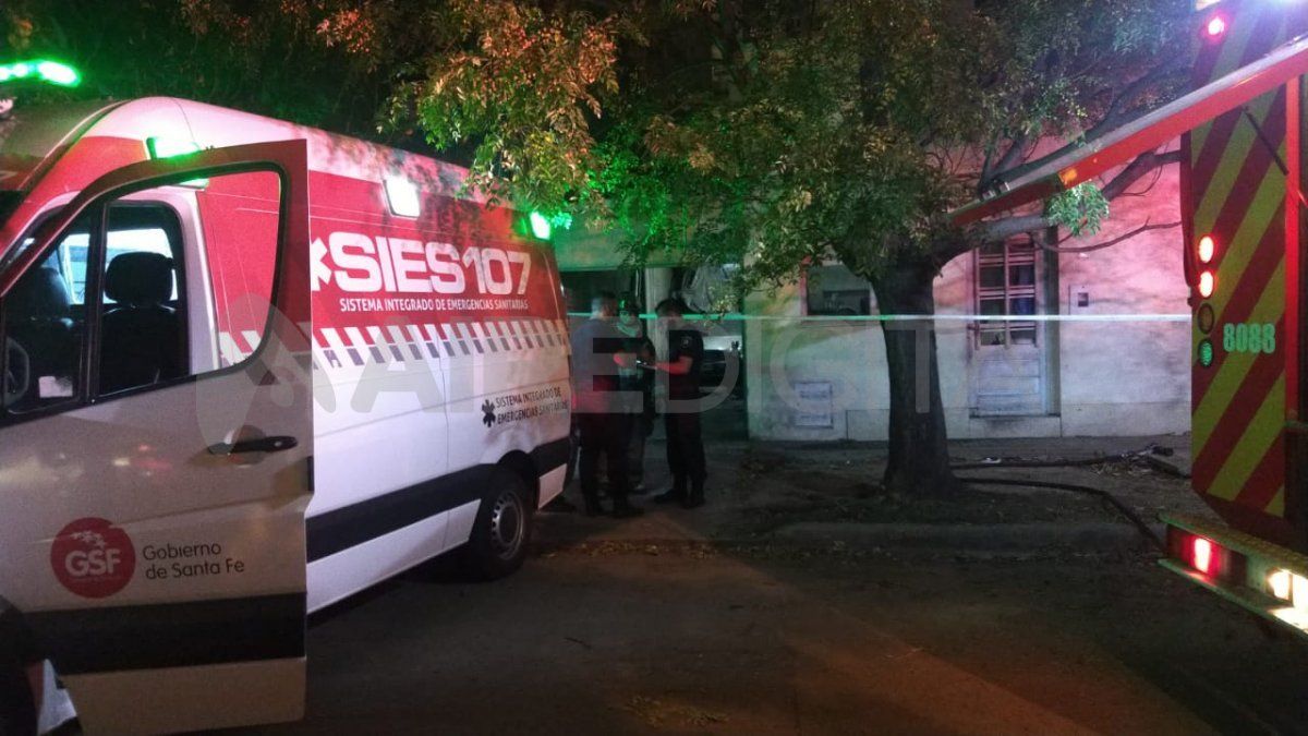 Una vivienda se incendió en barrio Fomento 9 de julio. Una persona perdió la vida en el lugar.