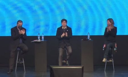 Así fue anunciado este martes en forma conjunta por el ministro de Cultura, Tristán Bauer; el gobernador de la provincia de Buenos Aires, Axel Kicillof; y la directora Ejecutiva de Anses, Fernanda Raverta en un acto que compartieron en el predio de Tecnópolis. Así fue anunciado este martes en forma conjunta por el ministro de Cultura, Tristán Bauer; el gobernador de la provincia de Buenos Aires, Axel Kicillof; y la directora Ejecutiva de Anses, Fernanda Raverta en un acto que compartieron en el predio de Tecnópolis.
