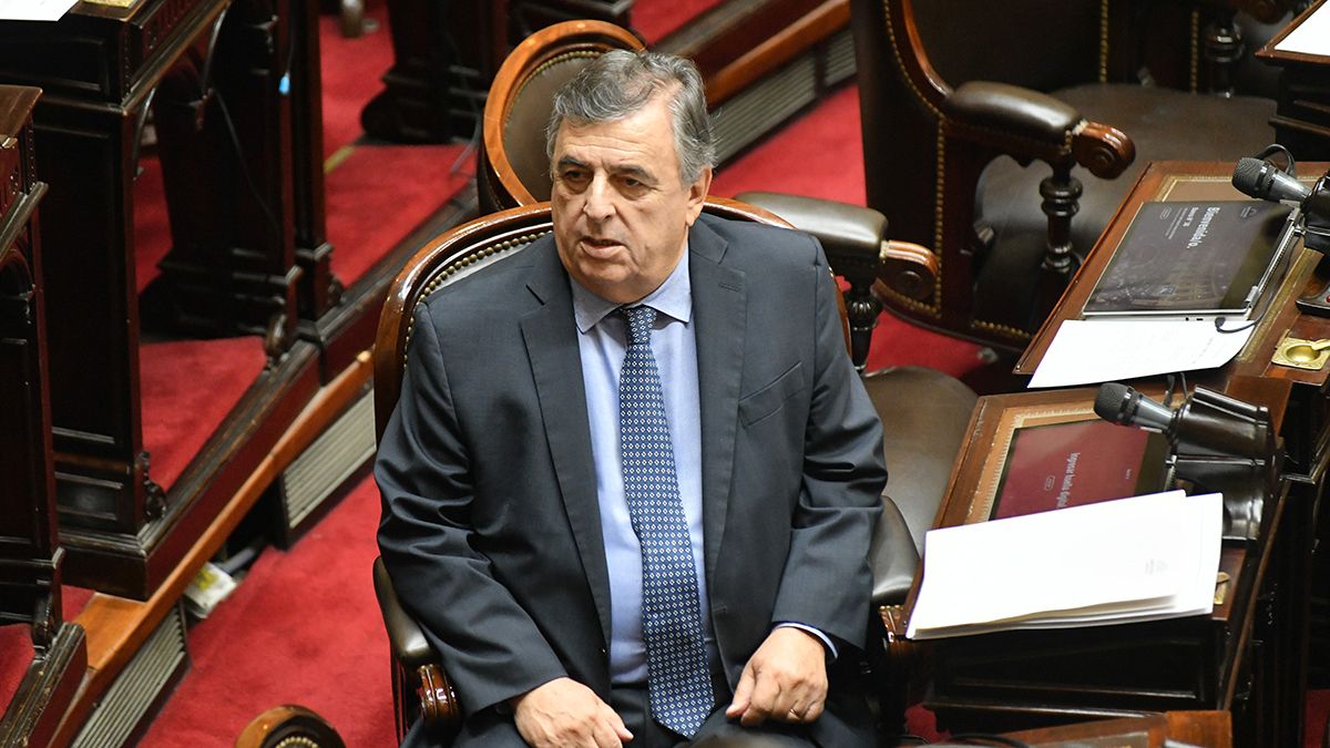 El Frente de Todos consiguió hoy el quórum reglamentario en el recinto y comenzó la sesión especial en la Cámara de Diputados, donde se tratará el proyecto de regularización de deudas previsionales. El diputado Mario Negri durante la sesión. 