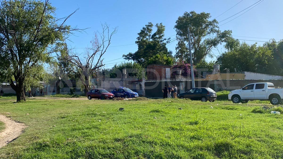 El lugar donde se produjo el primer homicidio del 2023 en la ciudad de Santa Fe.