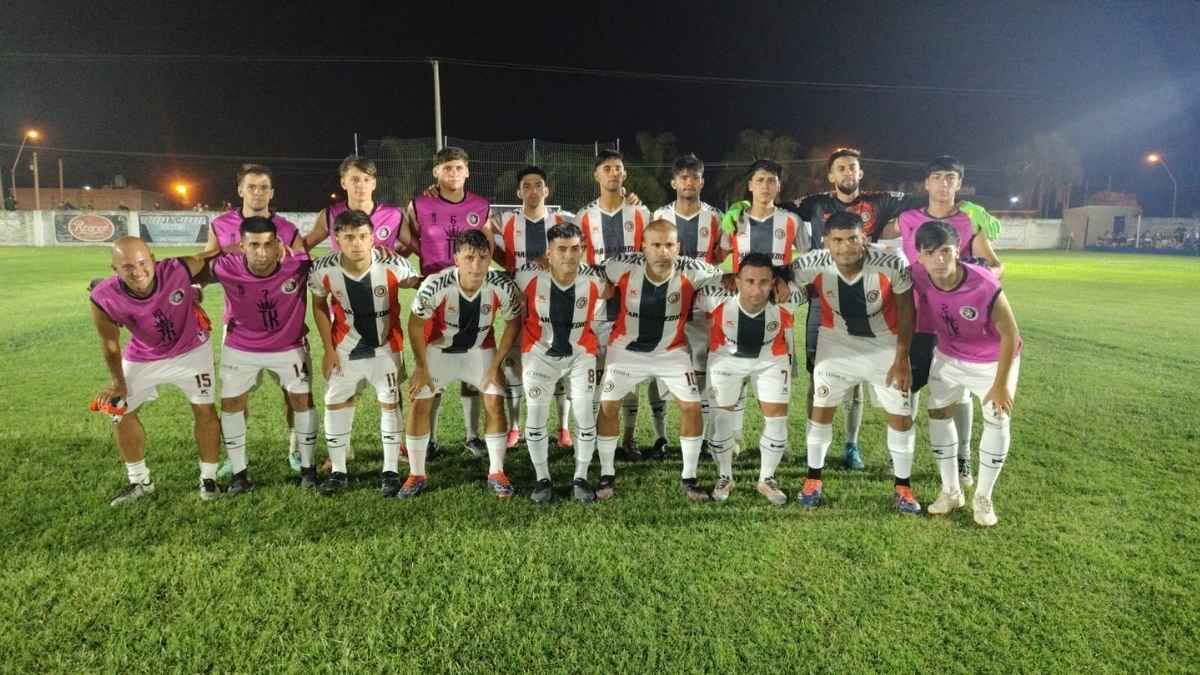 Cosmos FC venció a Nobleza y avanzó a semifinales de la Copa Cosmos FC venció a Nobleza y avanzó a semifinales de la Copa