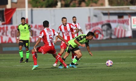 Unión juega ante Barracas Central por la tercera fecha de la Liga Profesional.