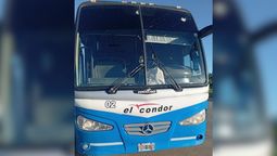 altText(Apedrearon un colectivo que viajaba de Santa Fe a Rafaela por Circunvalación Oeste)}